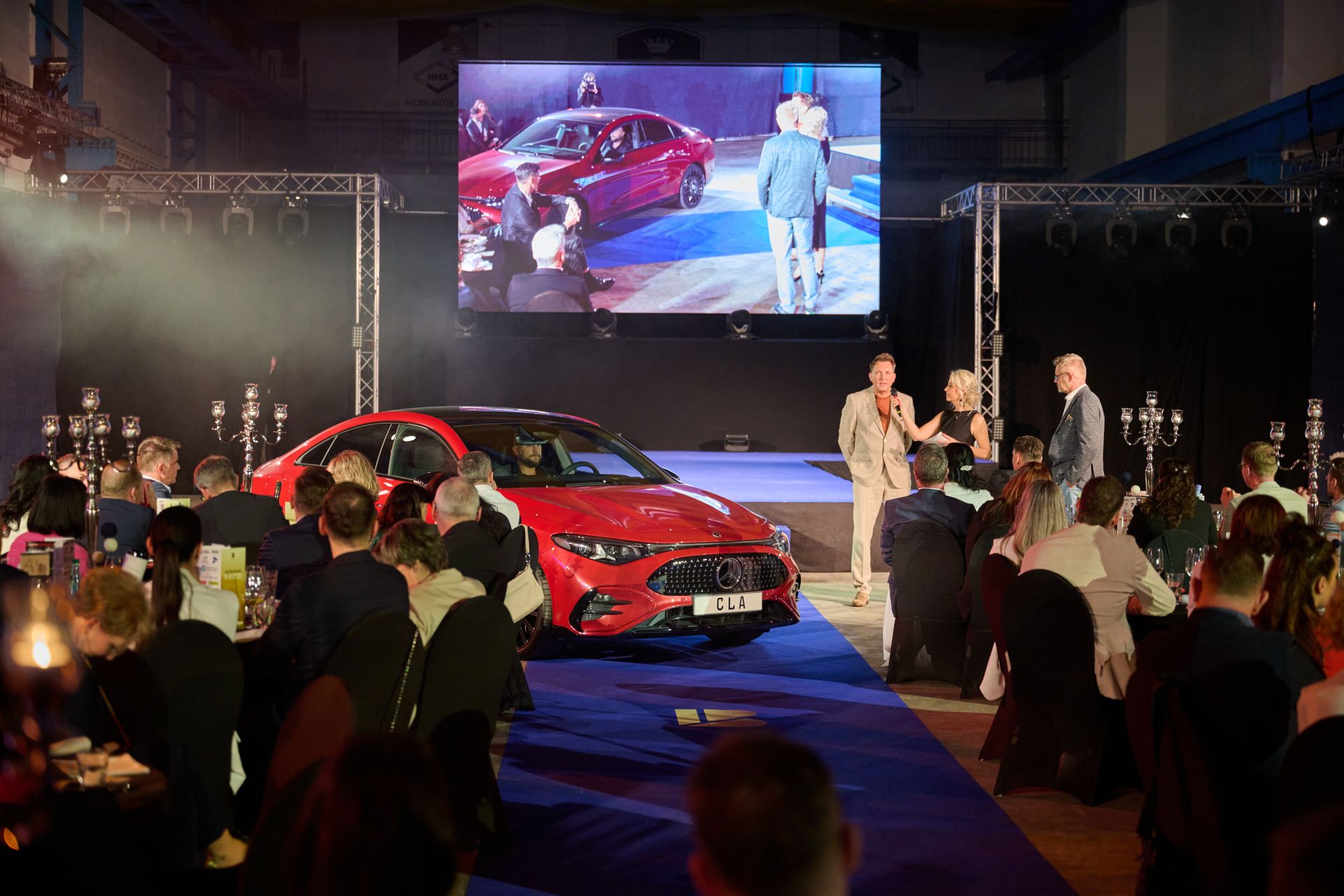 Autohaus LUEG bei der Präsentation des Mercedes CLA auf der Business- & Modegala 2025 Mercedes CLA auf der Business- & Modegala 2025